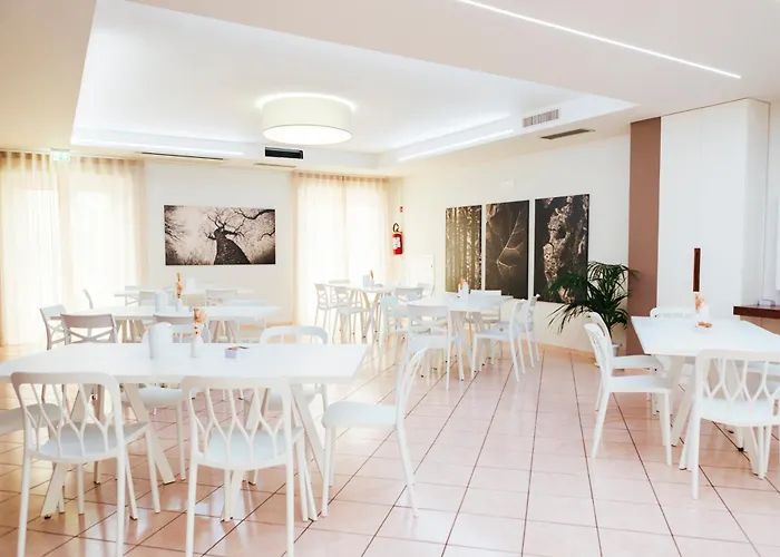 Easy Green Hotel